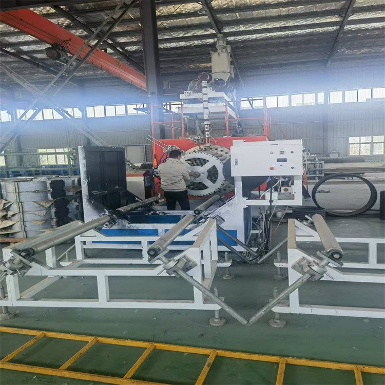 Used Winding Pipe Extruder Equipment